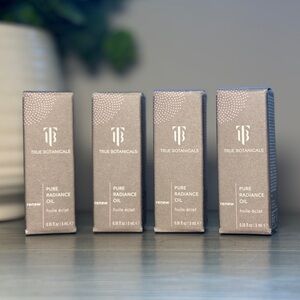 True Botanicals Renew Pure Radiance Oil x4 (BRAND NEW, NEVER OPENED)